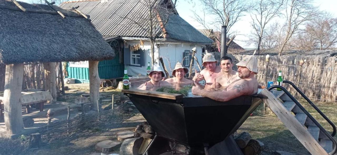 Медова Садиба Subbotiv Dış mekan fotoğraf