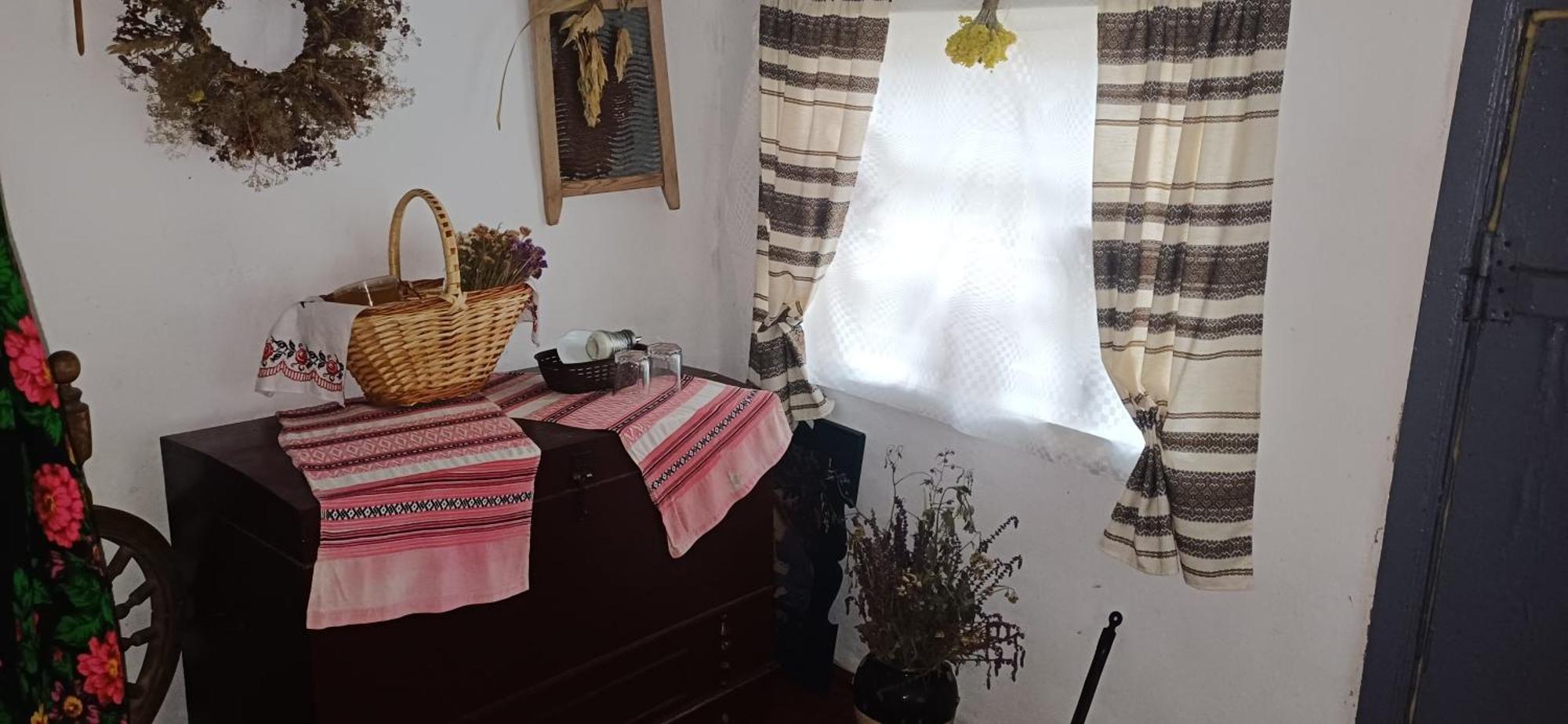 Медова Садиба Subbotiv Dış mekan fotoğraf