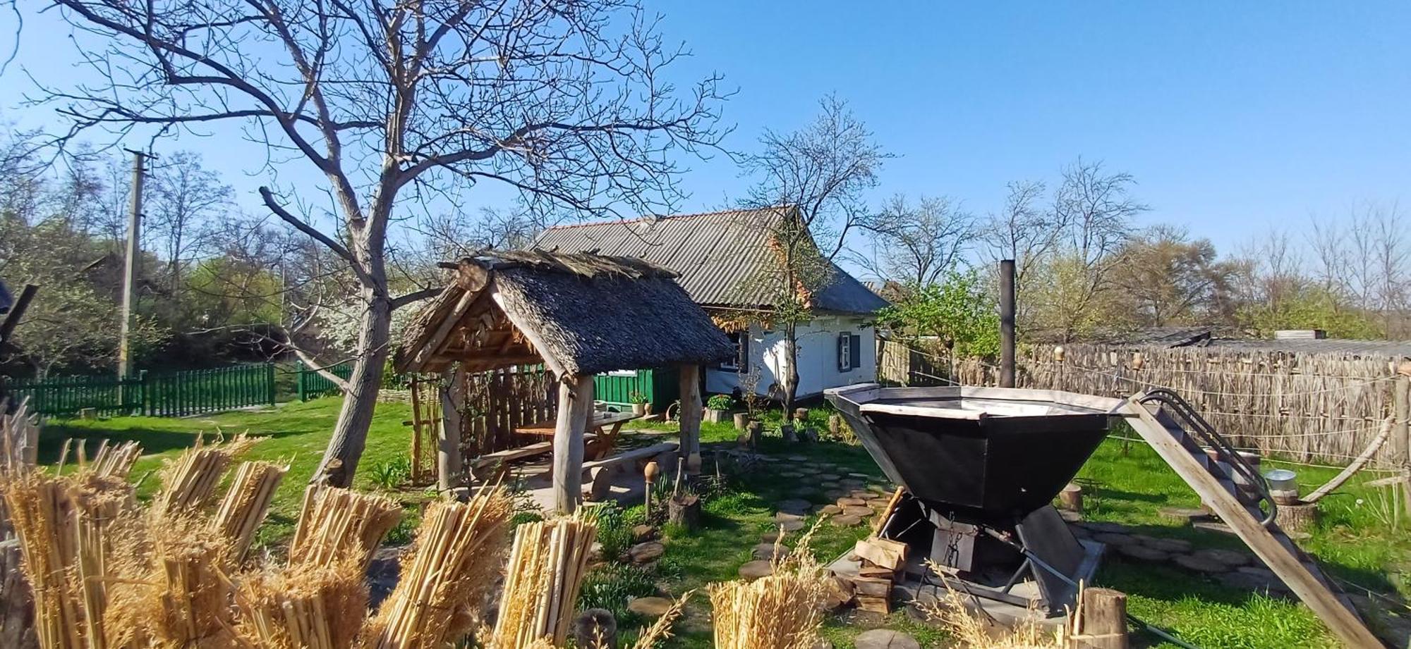Медова Садиба Subbotiv Oda fotoğraf